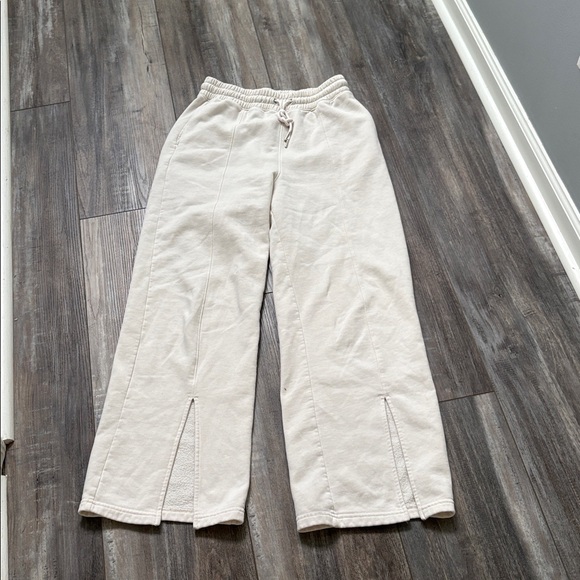 ABERCROMBIE SPLIT HEM WIDE LEG SWEATPANTS MEDIUM - Picture 4 of 9